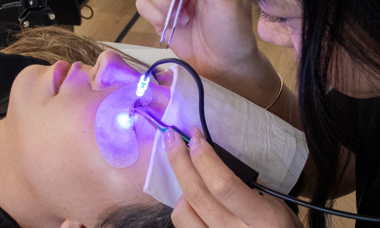 LED Light Wired Handheld System